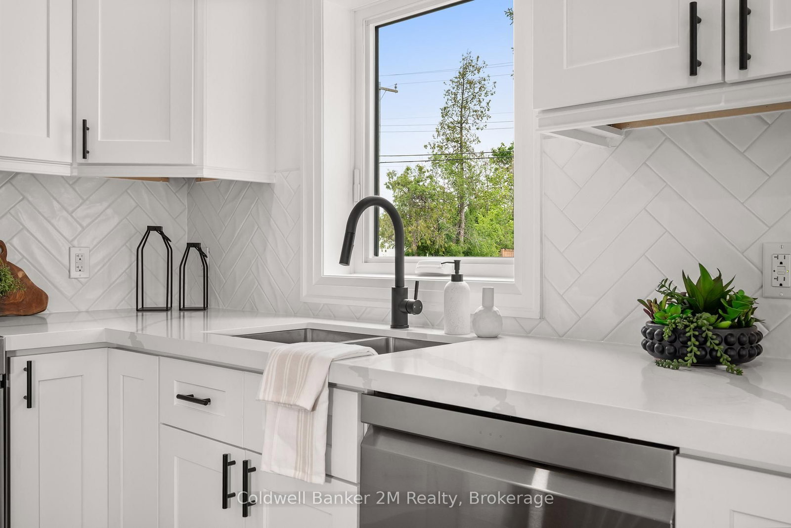 64 Head Street • Kawartha Lakes, ON photo 13
