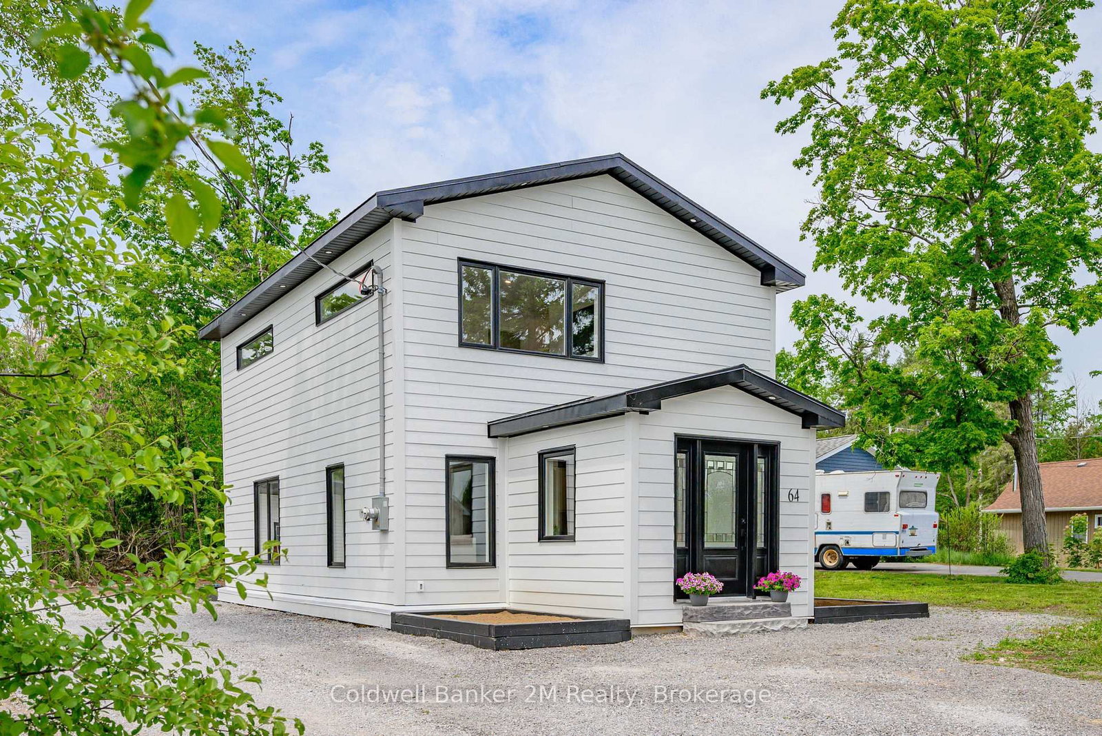 64 Head Street • Kawartha Lakes, ON photo 4