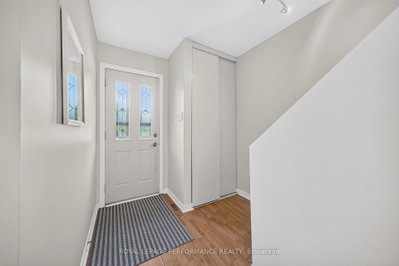 1288 Belgate Way • #10 • Ottawa, ON photo 2