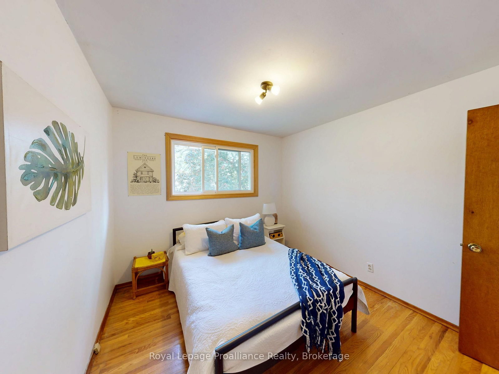 4 Richmond Grove • Belleville, ON photo 17