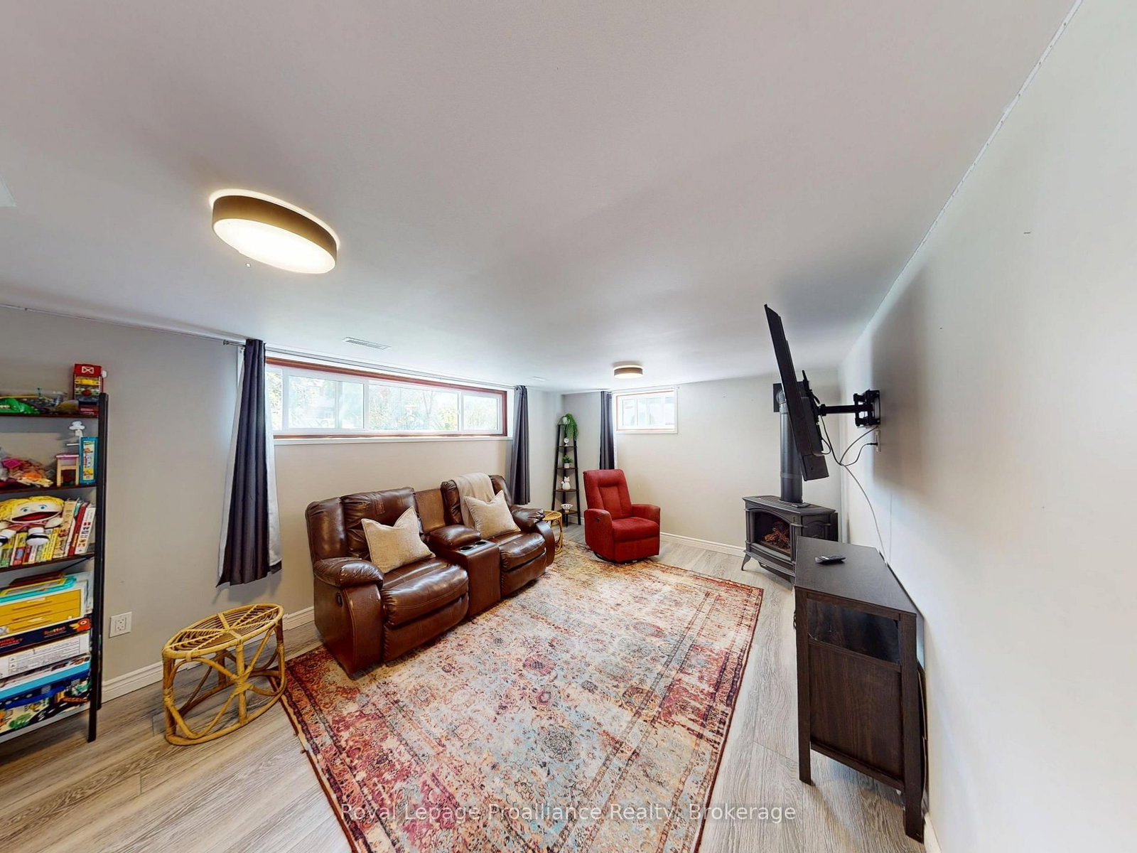 4 Richmond Grove • Belleville, ON photo 22