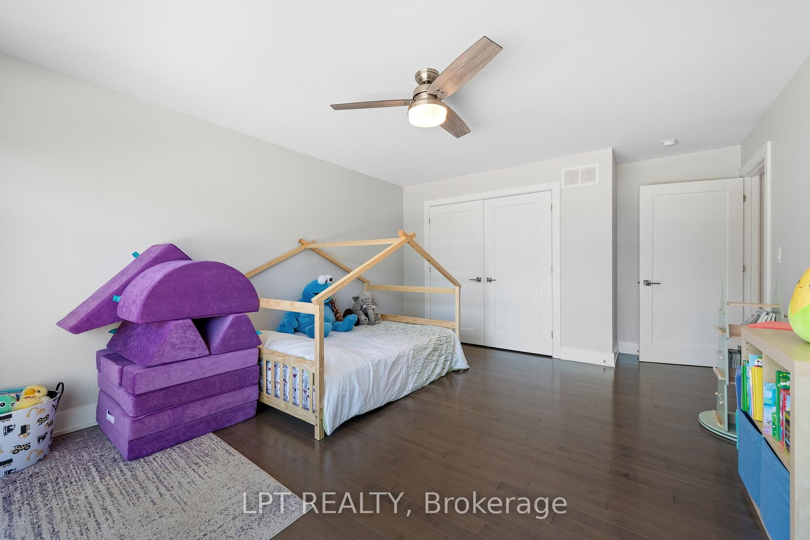 1740 ST BARBARA Street • Ottawa, ON photo 26