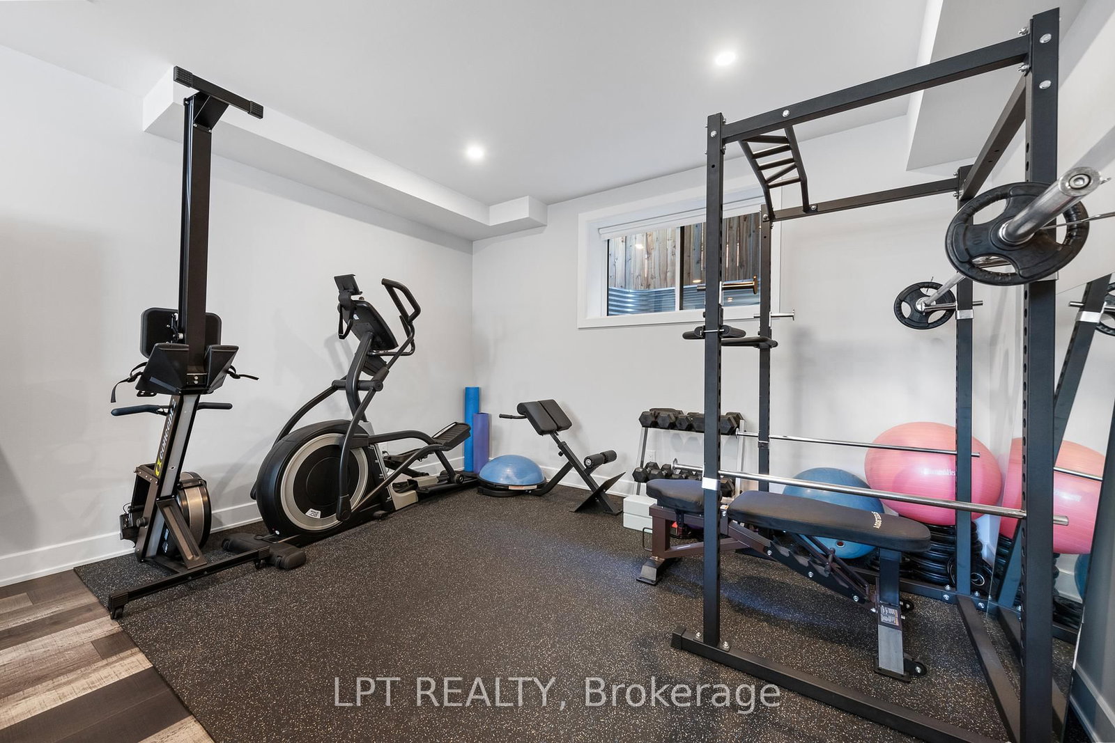 1740 ST BARBARA Street • Ottawa, ON photo 37