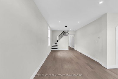 89 Elm Street • London East, ON photo 4