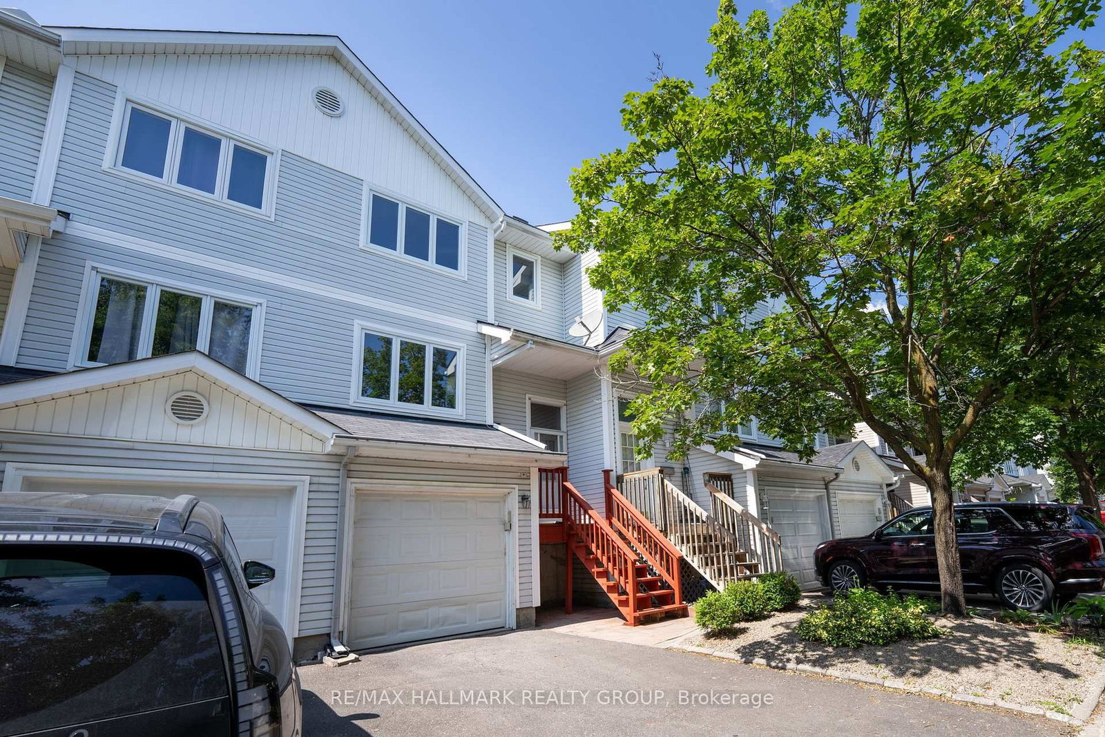 3 Seth Private • Ottawa, ON photo 1
