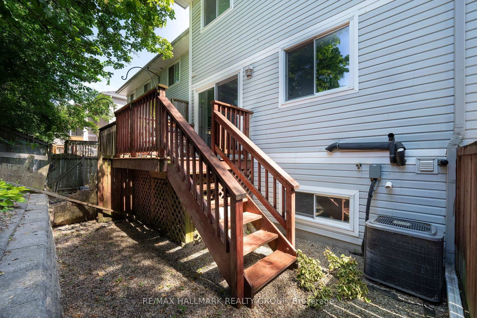 3 Seth Private • Ottawa, ON photo 27