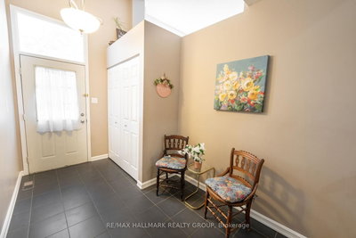 3 Seth Private • Ottawa, ON photo 4