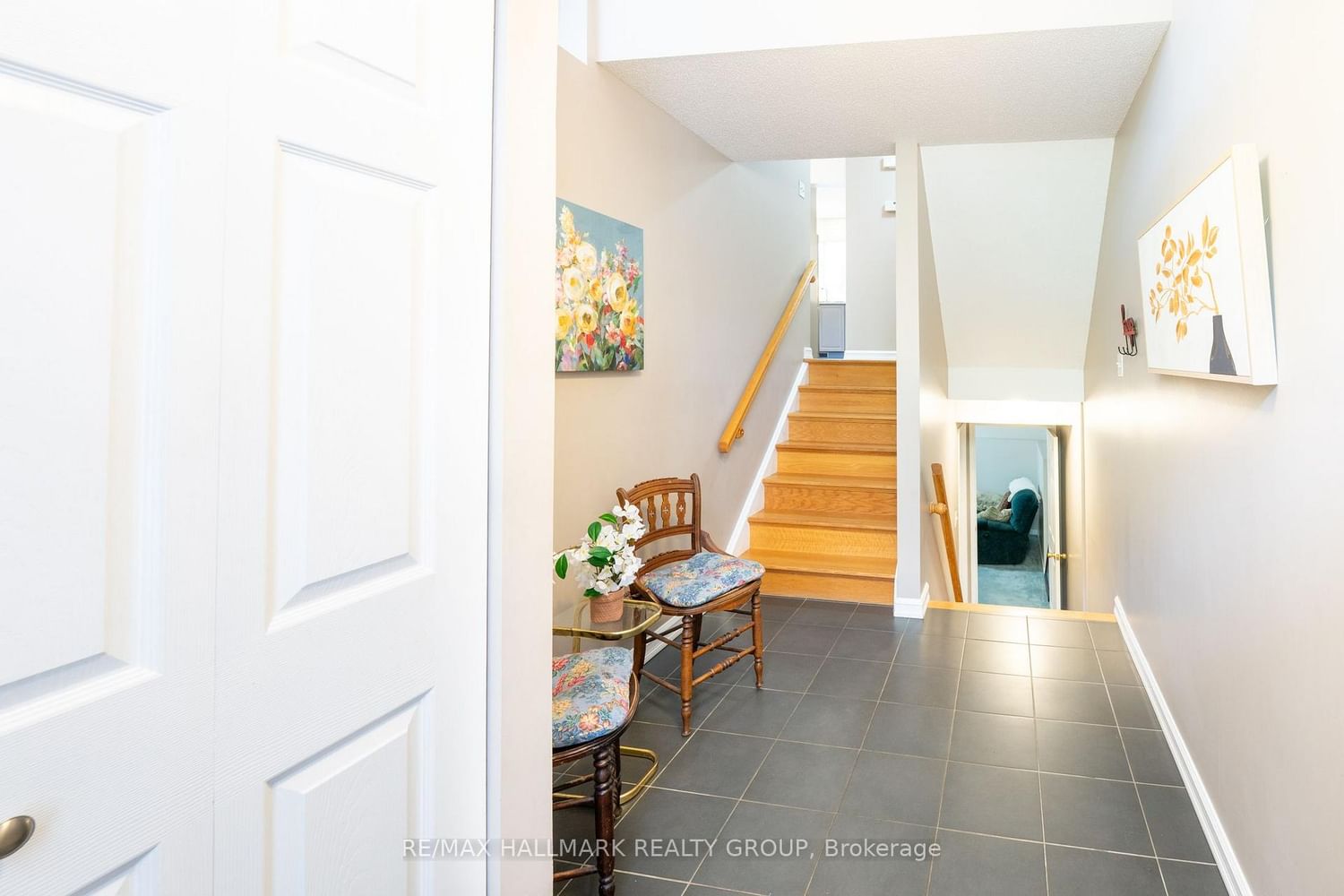 3 Seth Private • Ottawa, ON photo 5