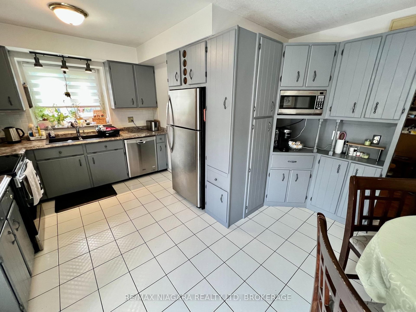 6196 Kirkland Drive • Niagara Falls, ON photo 10