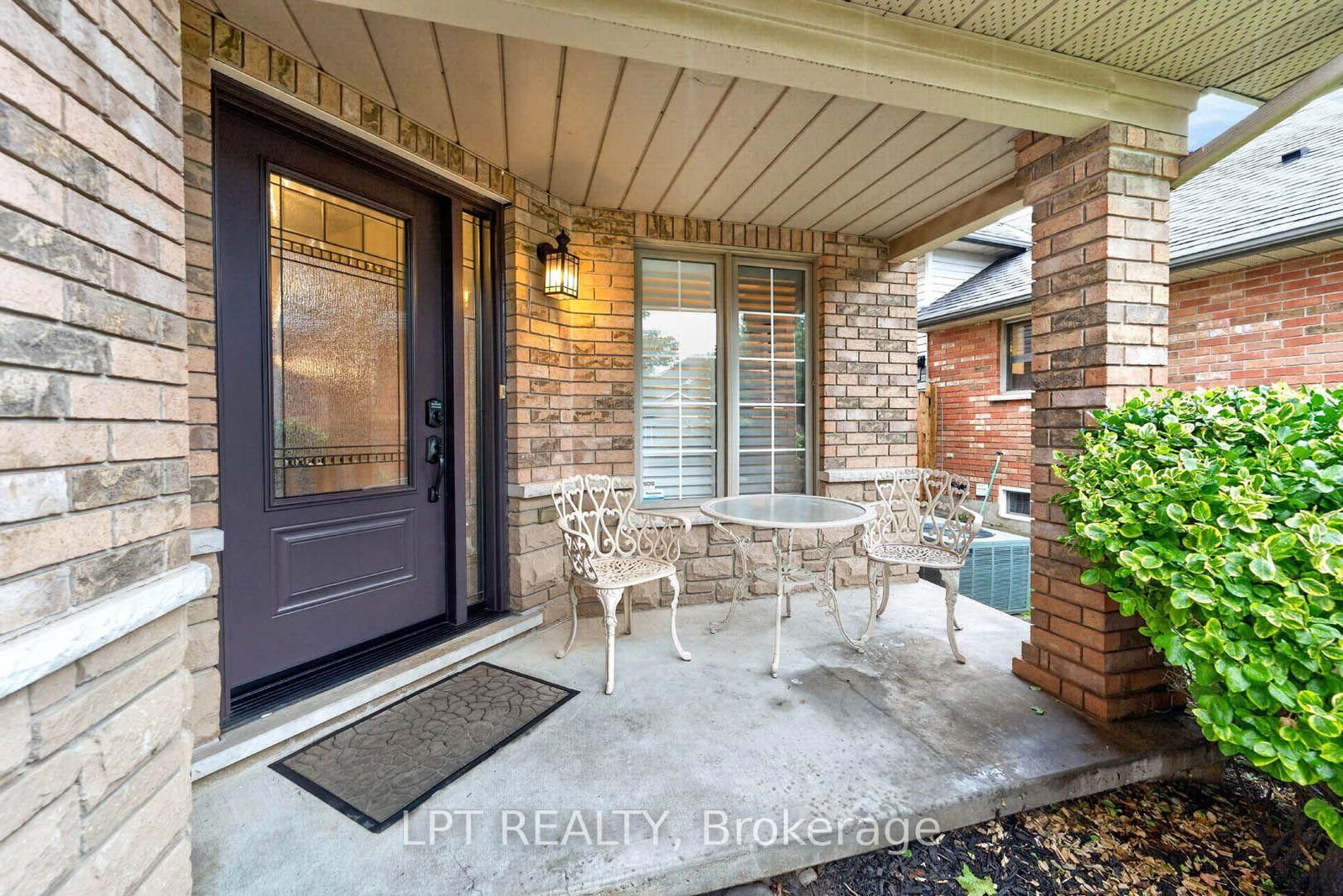 43 Liam Drive • Hamilton, ON photo 8