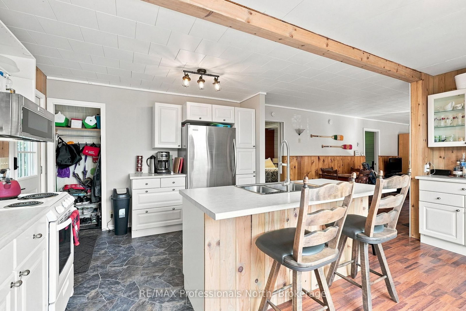 85 Buckley's Road • Kearney, ON photo 8