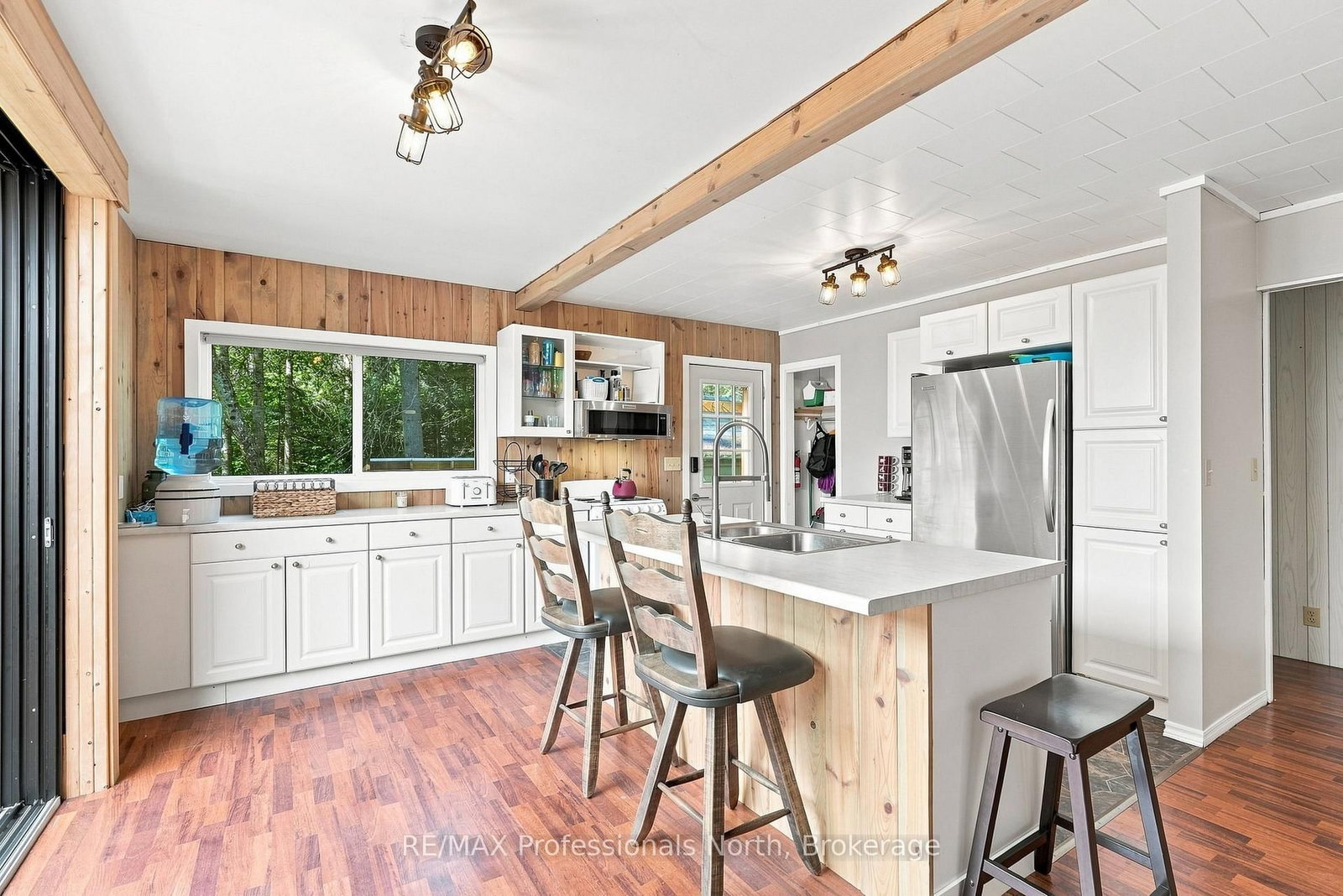 85 Buckley's Road • Kearney, ON photo 9