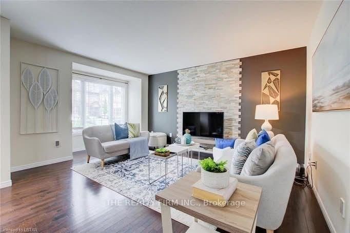 17 - 2635 Bateman Trail