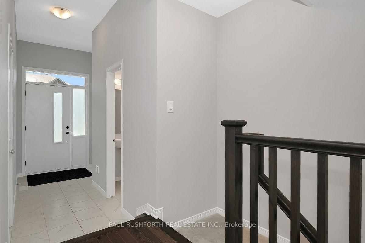 14 Riddell Street • Carleton Place, ON photo 3