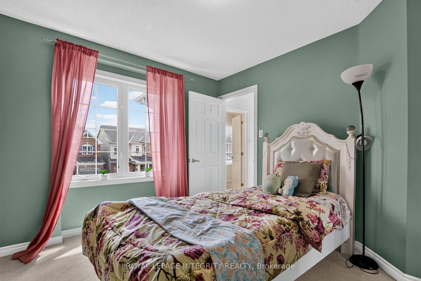 414 MEADOWHAWK Crescent • Ottawa, ON photo 21