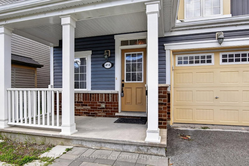 414 MEADOWHAWK Crescent