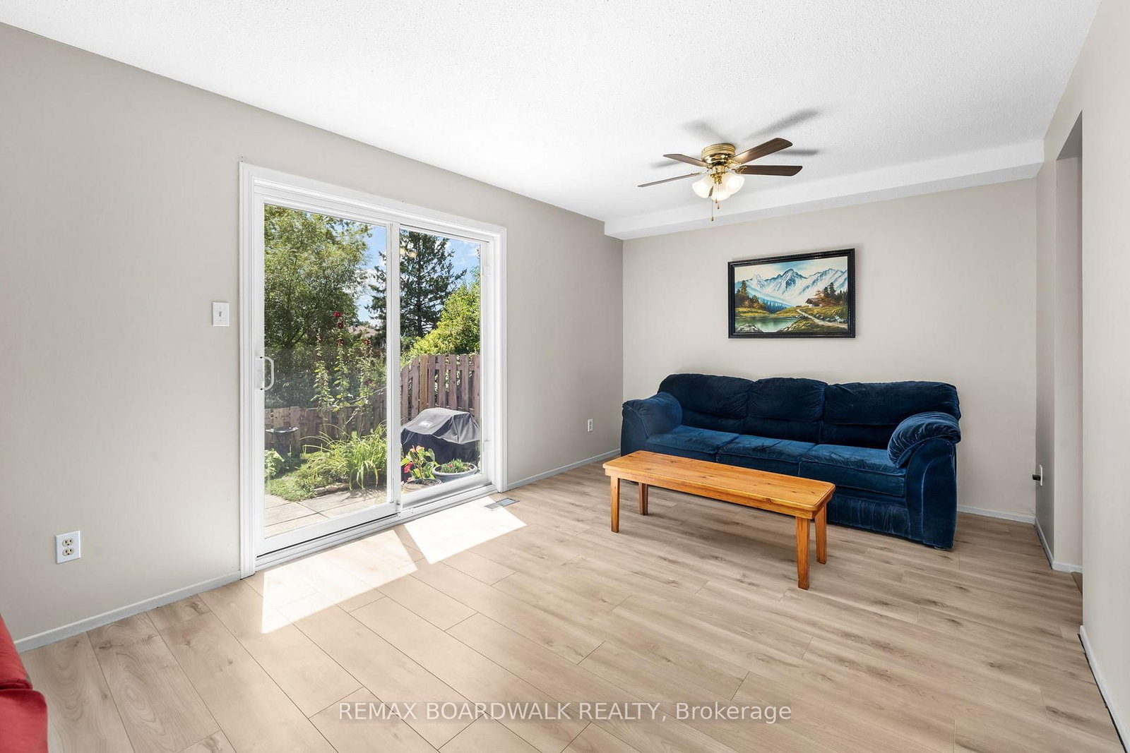 52 Baneberry Crescent • Ottawa, ON photo 6