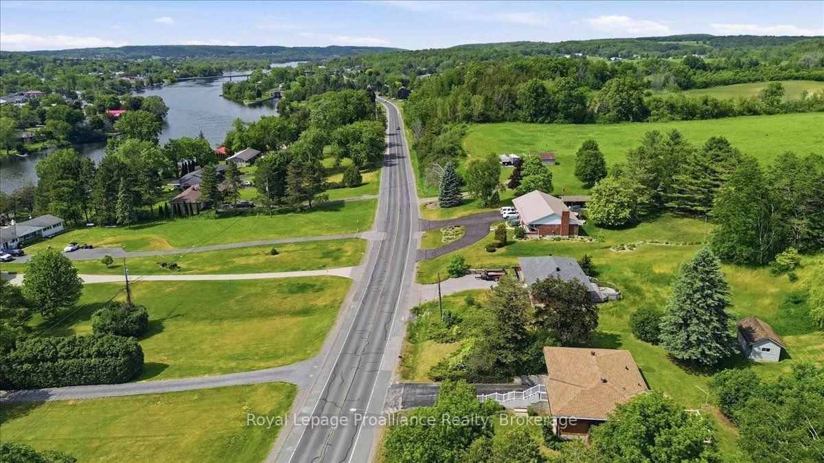 68 Riverside Parkway • Hastings, ON photo 38