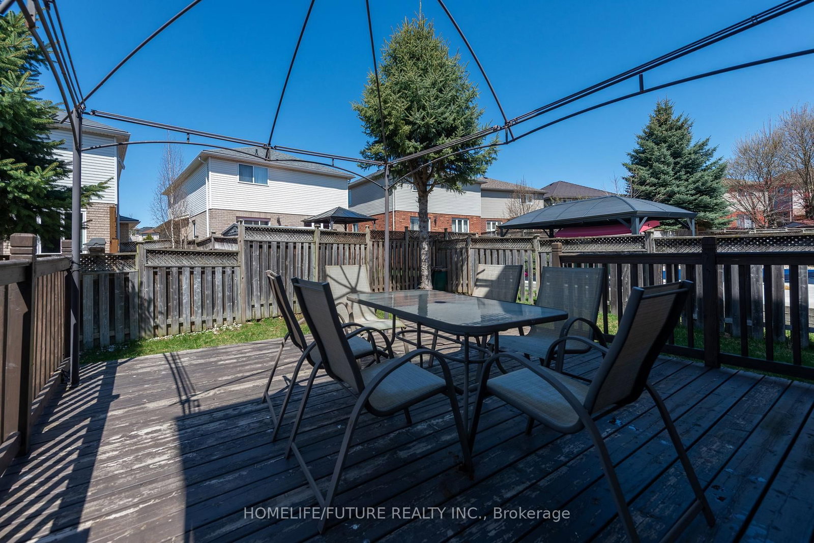 264 Holbeach Court • Waterloo, ON photo 19