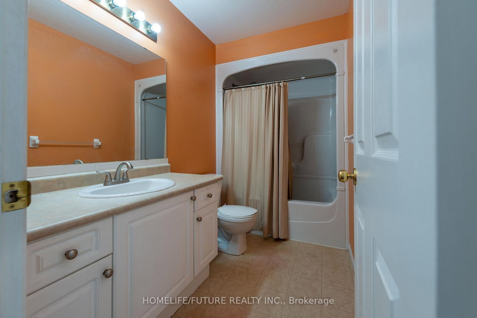 264 Holbeach Court • Waterloo, ON photo 29
