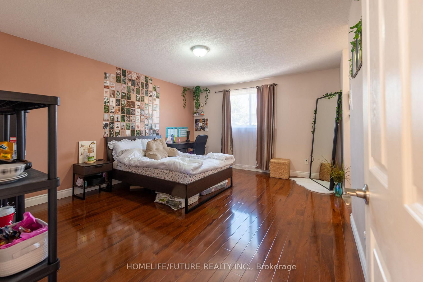 264 Holbeach Court • Waterloo, ON photo 30