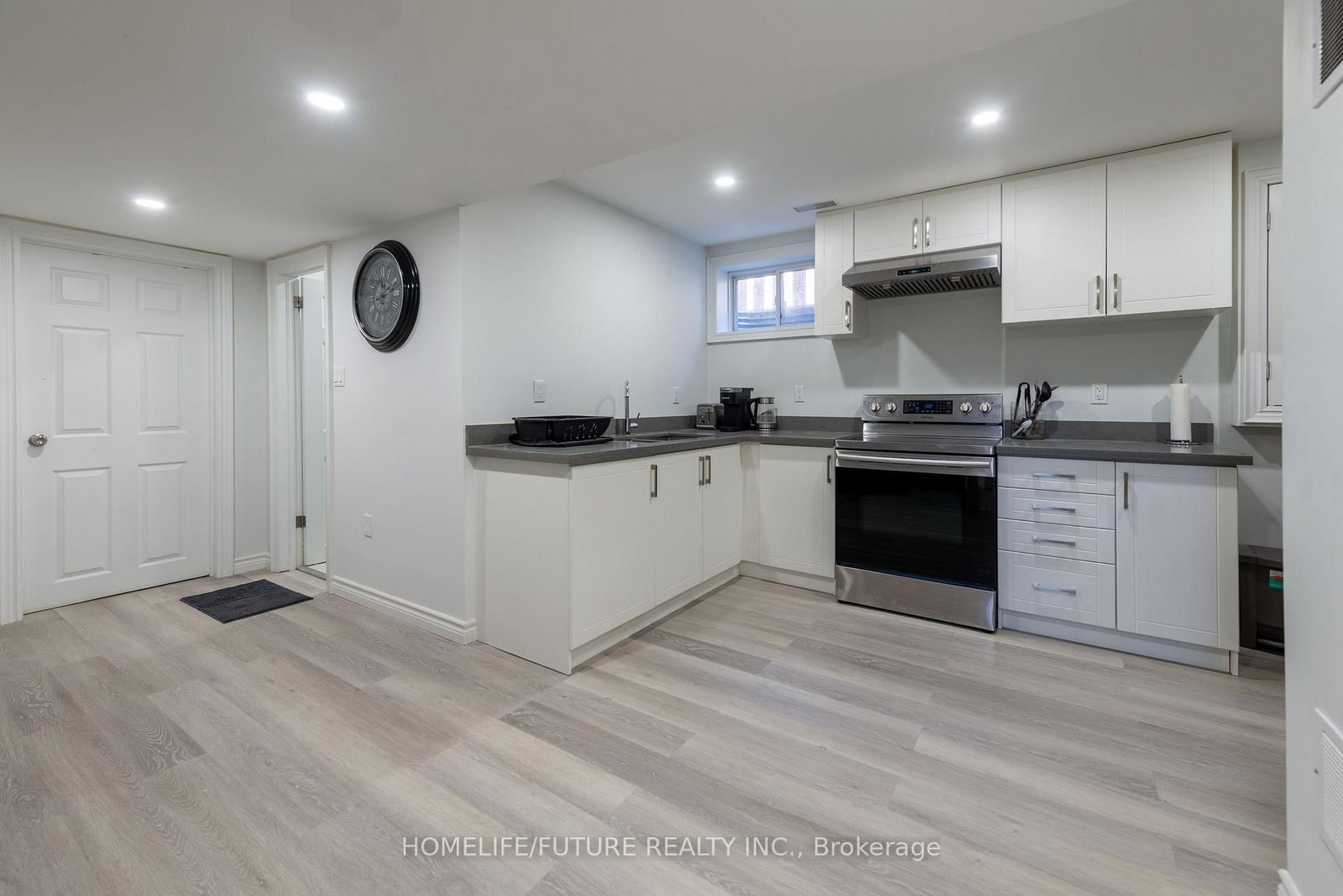 264 Holbeach Court • Waterloo, ON photo 36