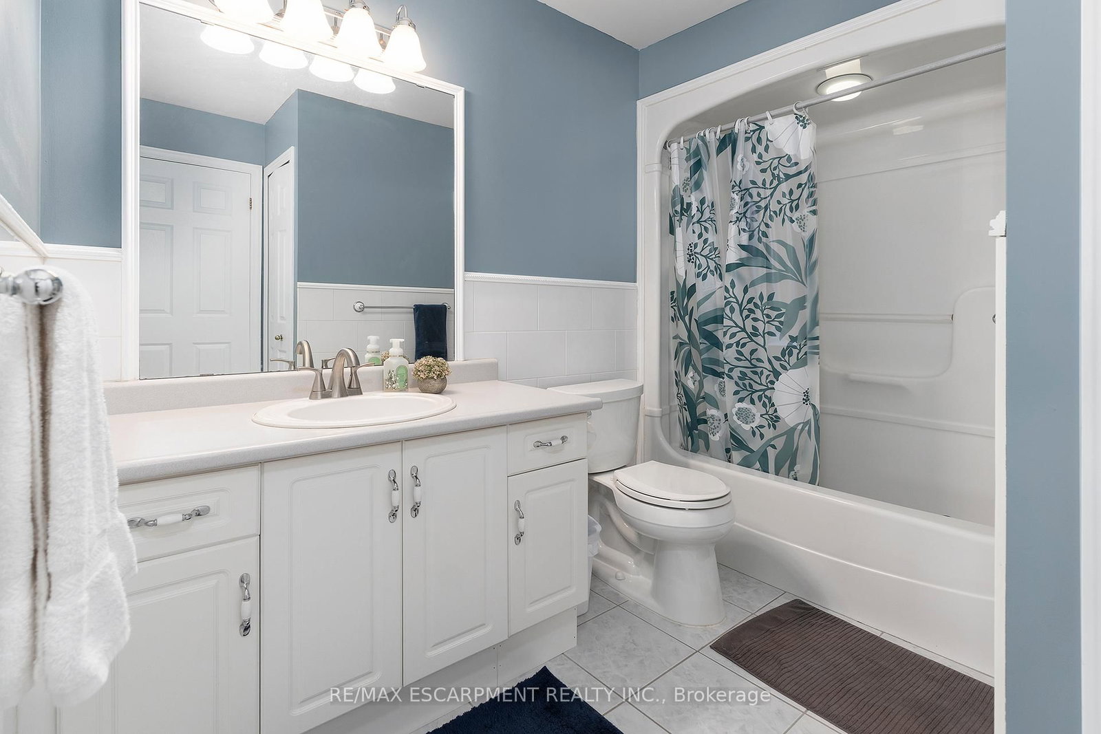 41 Valridge Drive • Hamilton, ON photo 16