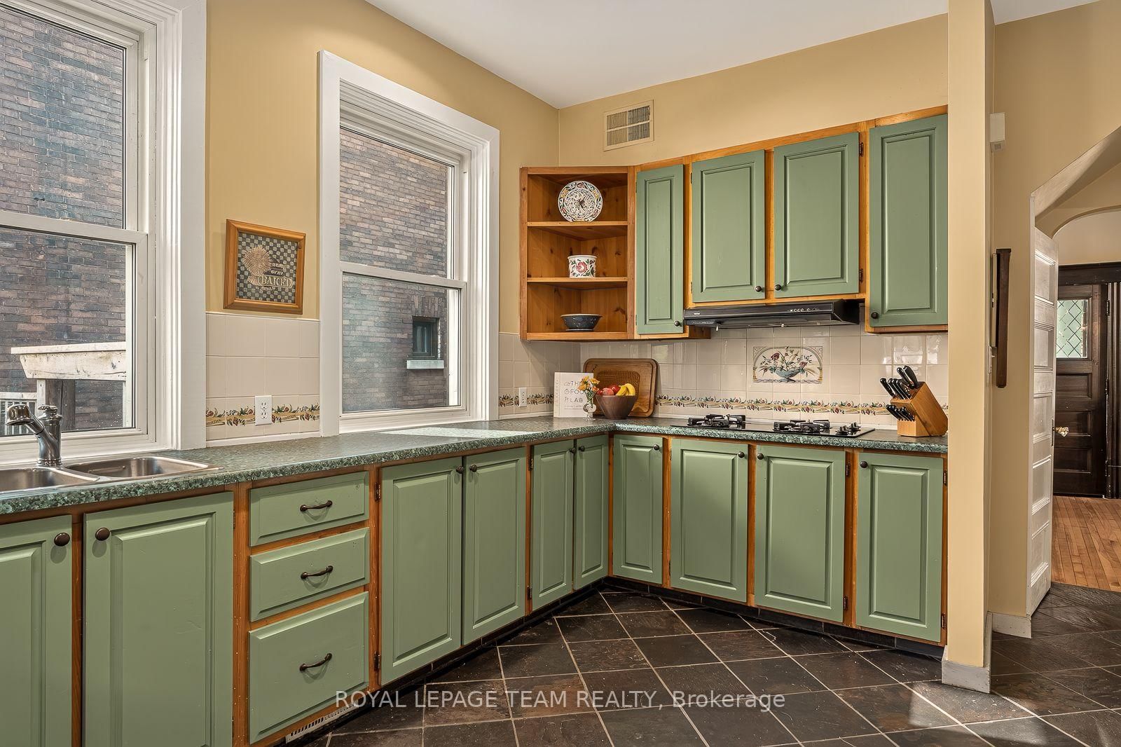 139 Fourth Avenue • Ottawa, ON photo 15