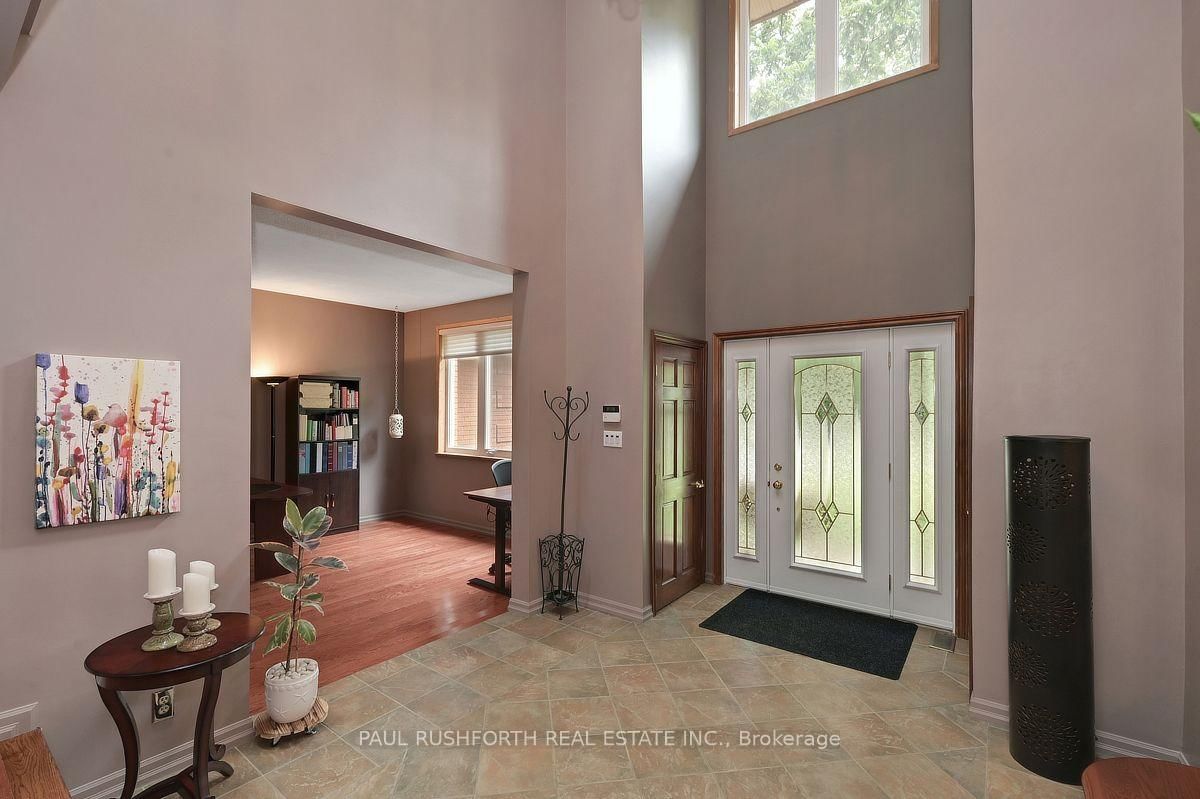 15 Longridge Court • Richmond, ON photo 5