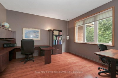 15 Longridge Court • Richmond, ON photo 9