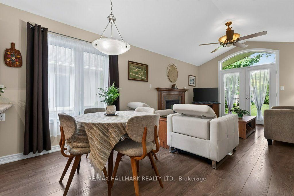 22 Jenny Crescent • #18 • West Lincoln, ON photo 11