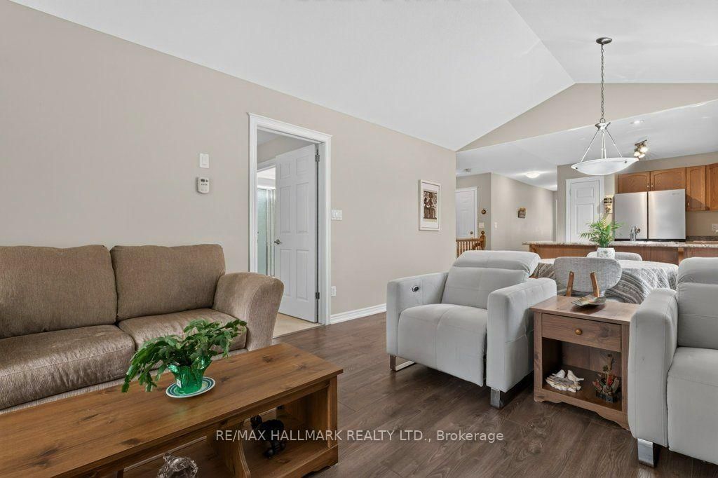 22 Jenny Crescent • #18 • West Lincoln, ON photo 16