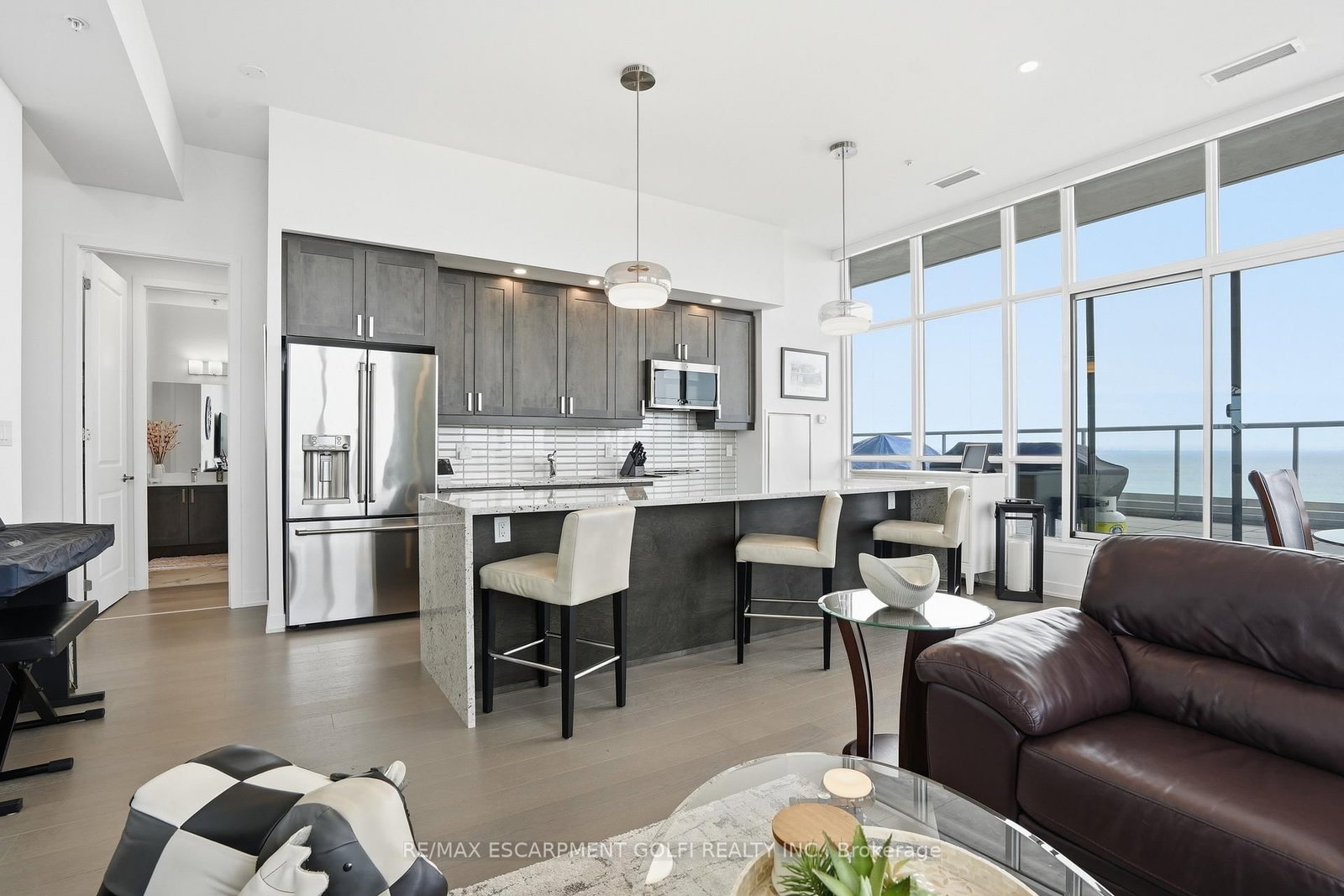 550 NORTH SERVICE Road • #1504 • Grimsby, ON photo 14