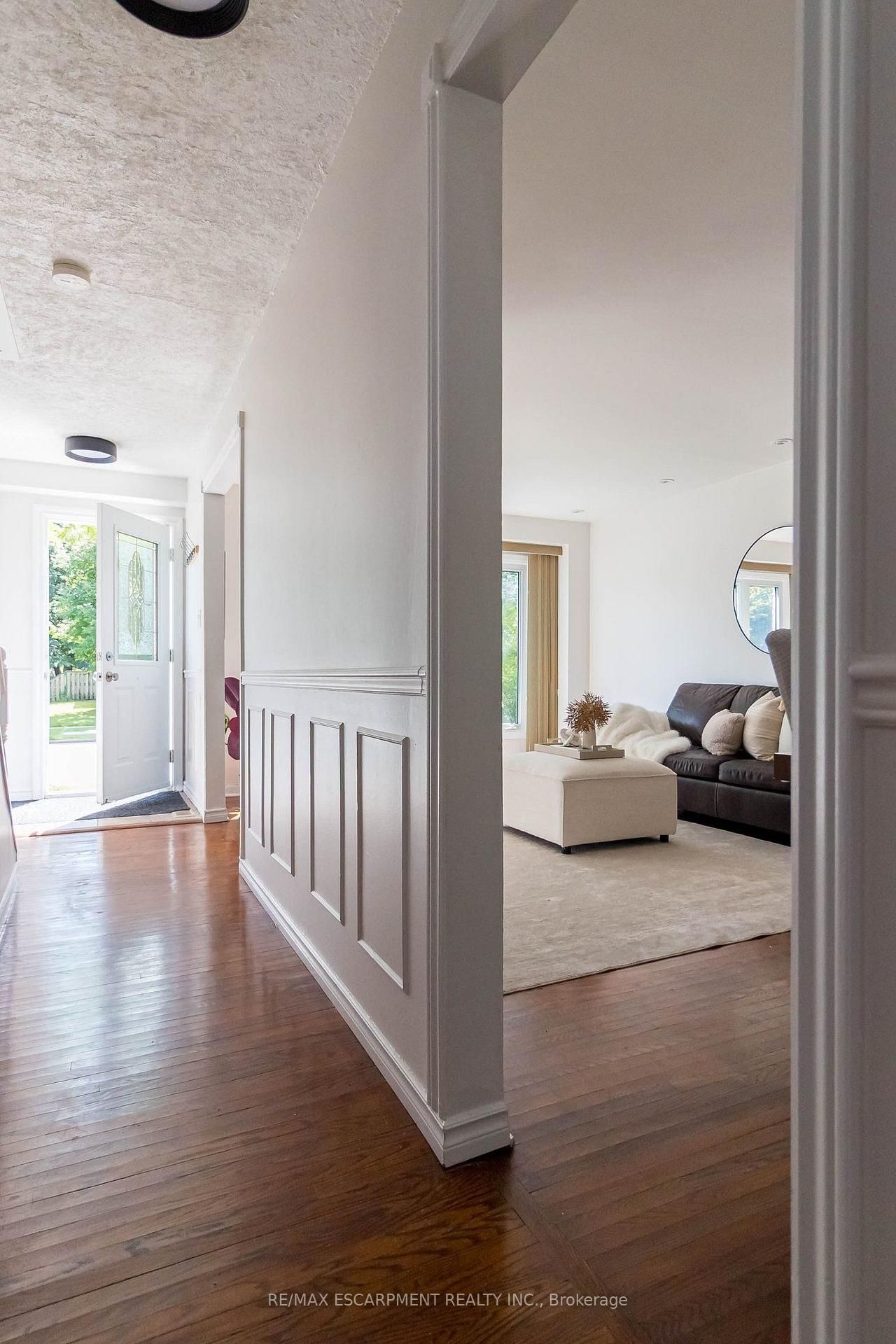 111 Larch Street • Hamilton, ON photo 13