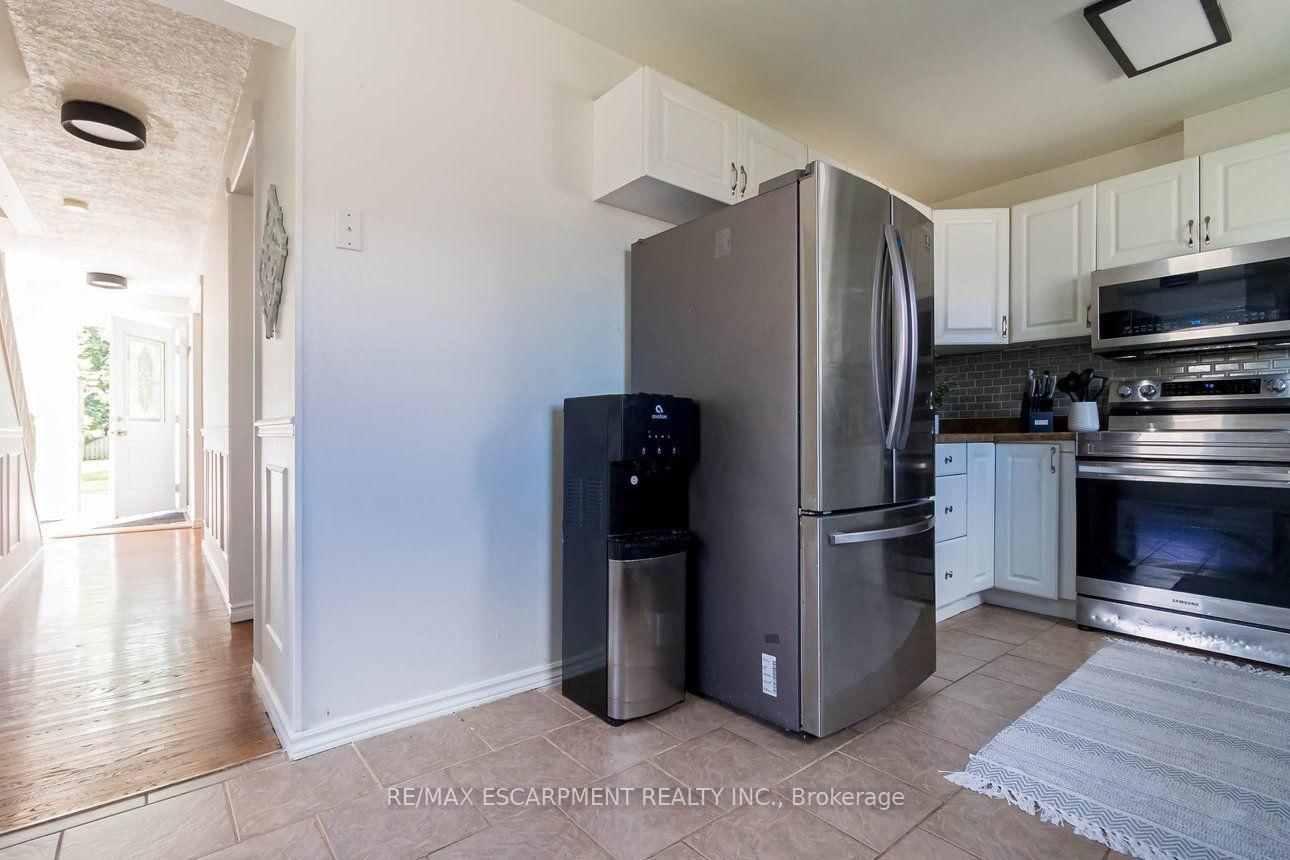 111 Larch Street • Hamilton, ON photo 14