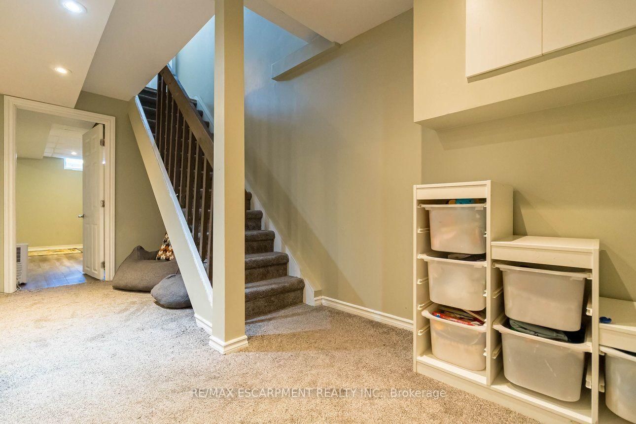 111 Larch Street • Hamilton, ON photo 36