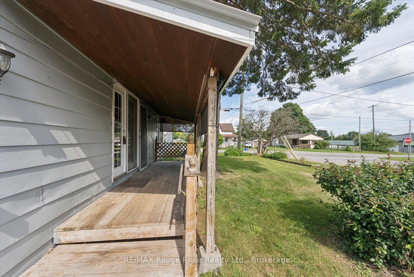 41 Victoria Street • Limoges, ON photo 6
