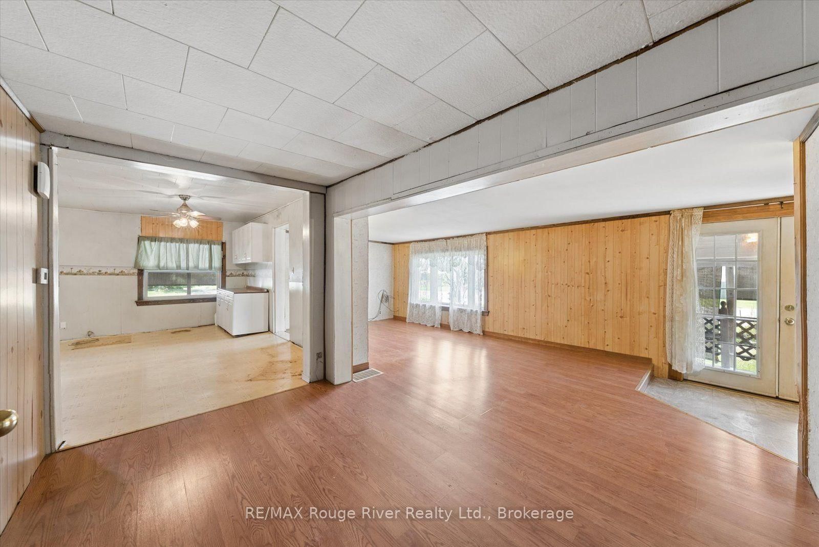 41 Victoria Street • Limoges, ON photo 9