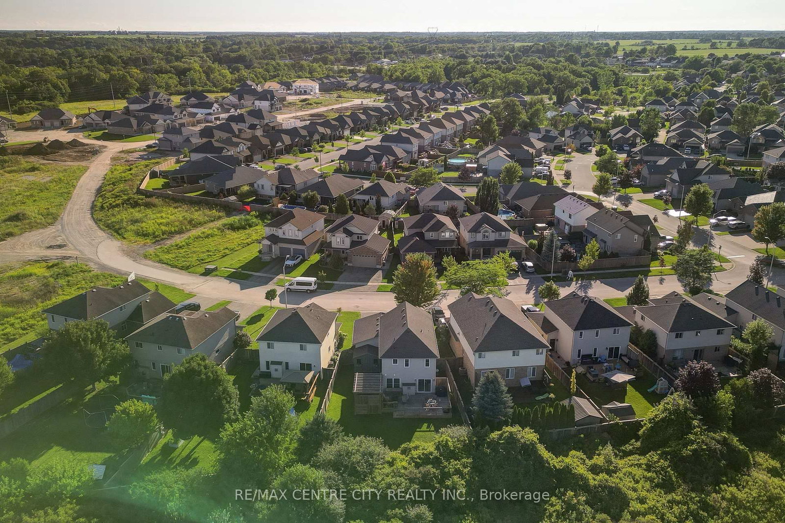 42134 Mcbain Line • Central Elgin, ON photo 47