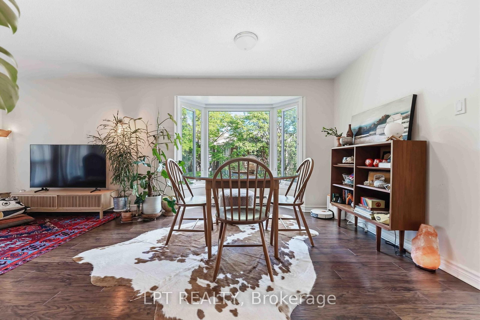 6722 Jeanne d'Arc Boulevard N • #B • Ottawa, ON photo 8