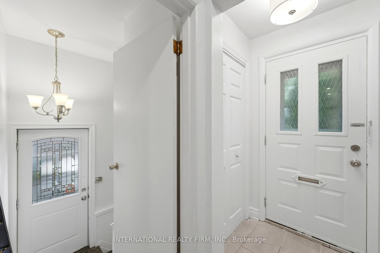 1213 ERINDALE Drive • Ottawa, ON photo 18