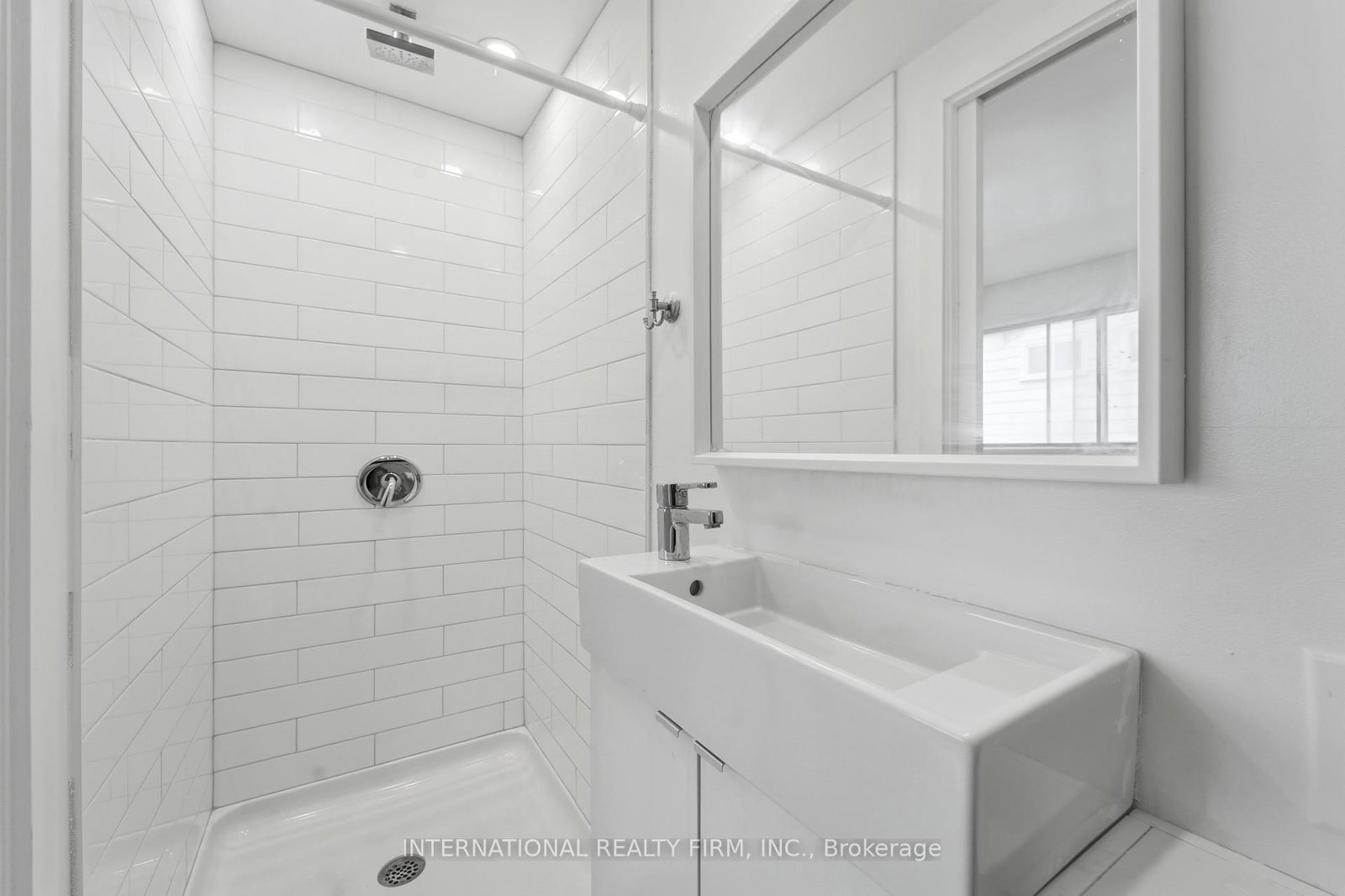 1213 ERINDALE Drive • Ottawa, ON photo 19