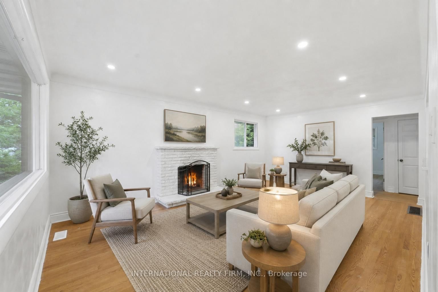 1213 ERINDALE Drive • Ottawa, ON photo 4