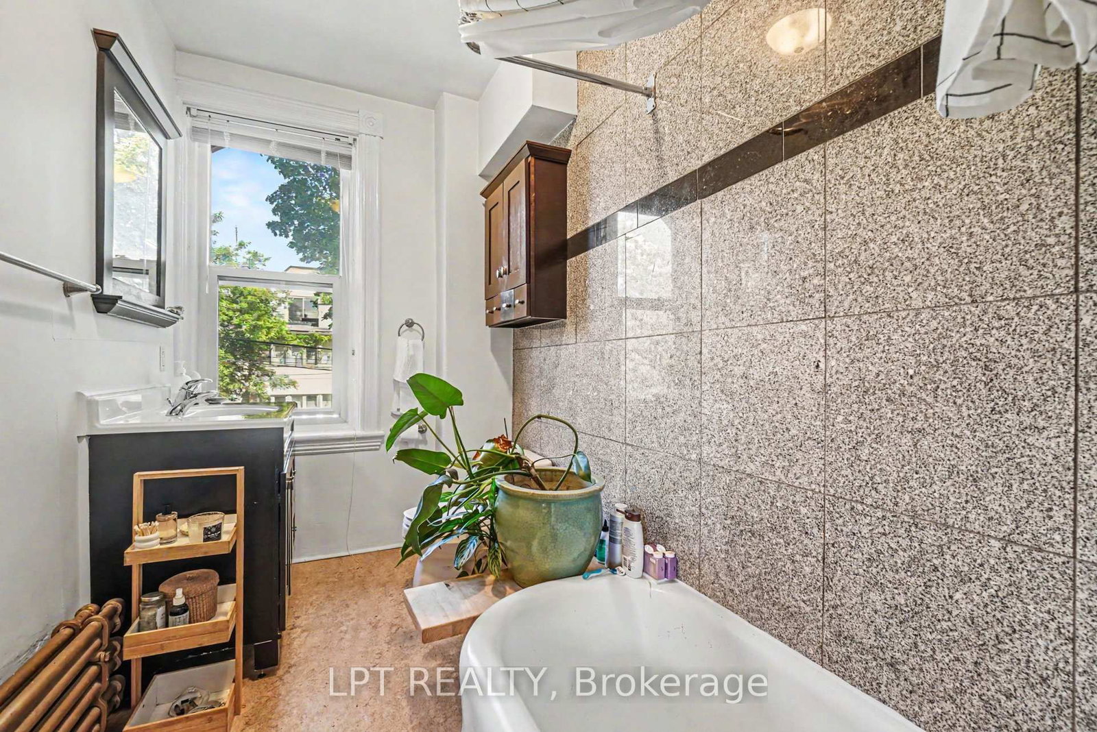 475 MacLaren Street • Ottawa, ON photo 21