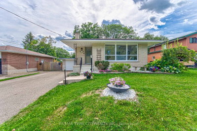 104 Springbank Crescent