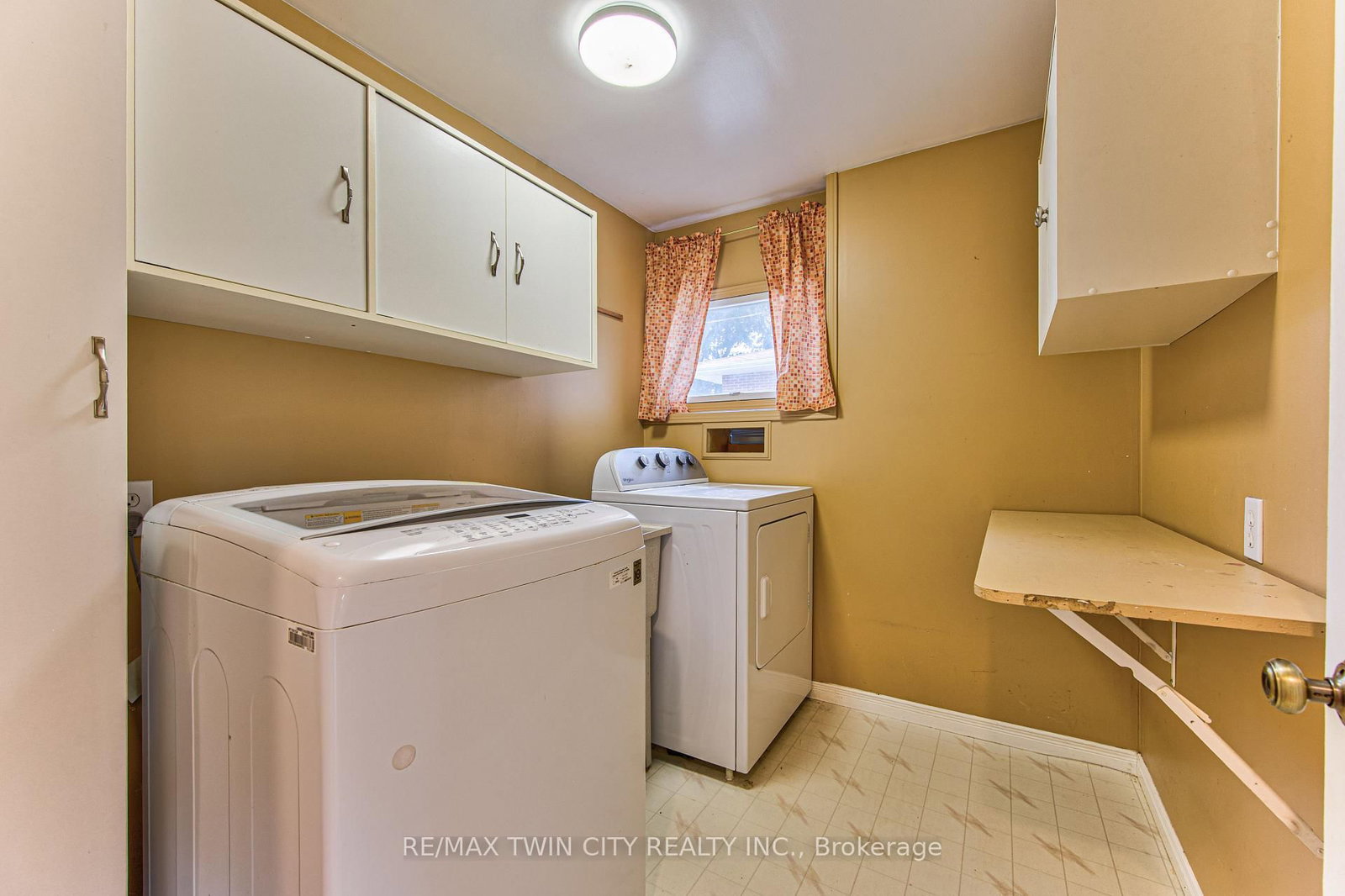104 Springbank Crescent • Waterloo, ON photo 23