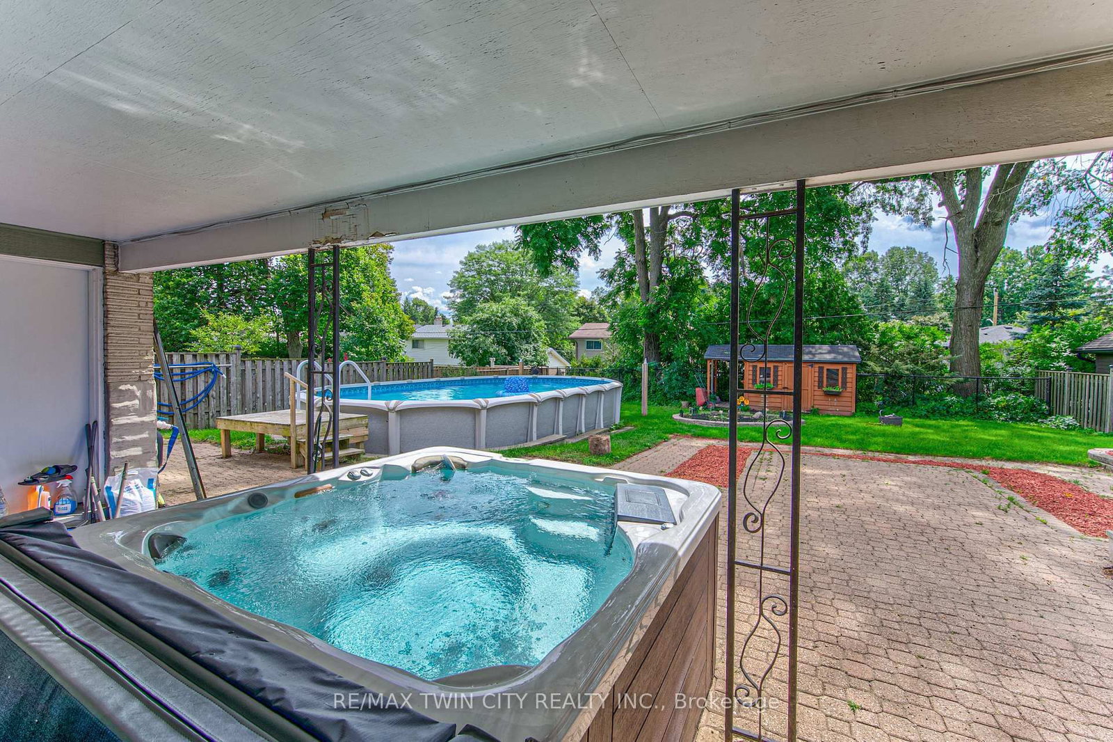 104 Springbank Crescent • Waterloo, ON photo 27