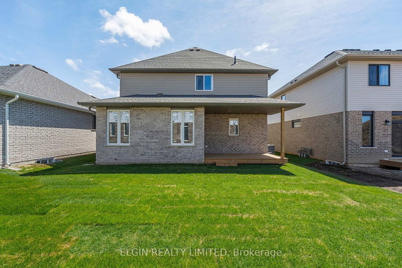 3 Hemlock Crescent