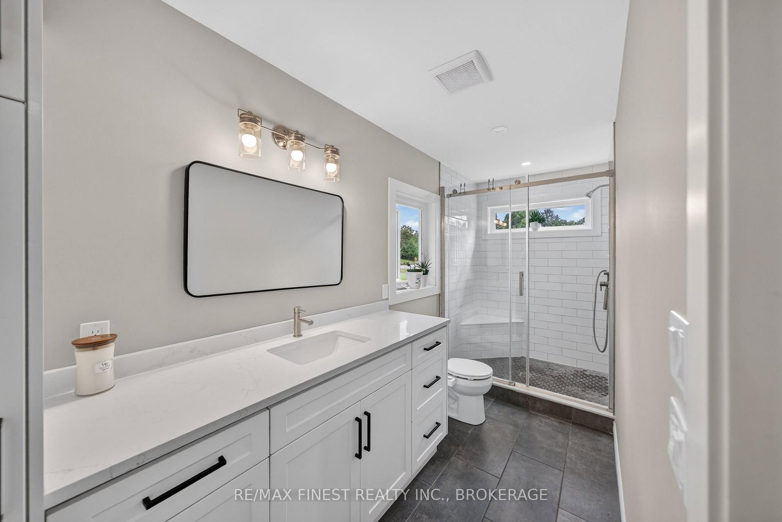 6213 Perth Road • Perth Road, ON photo 20