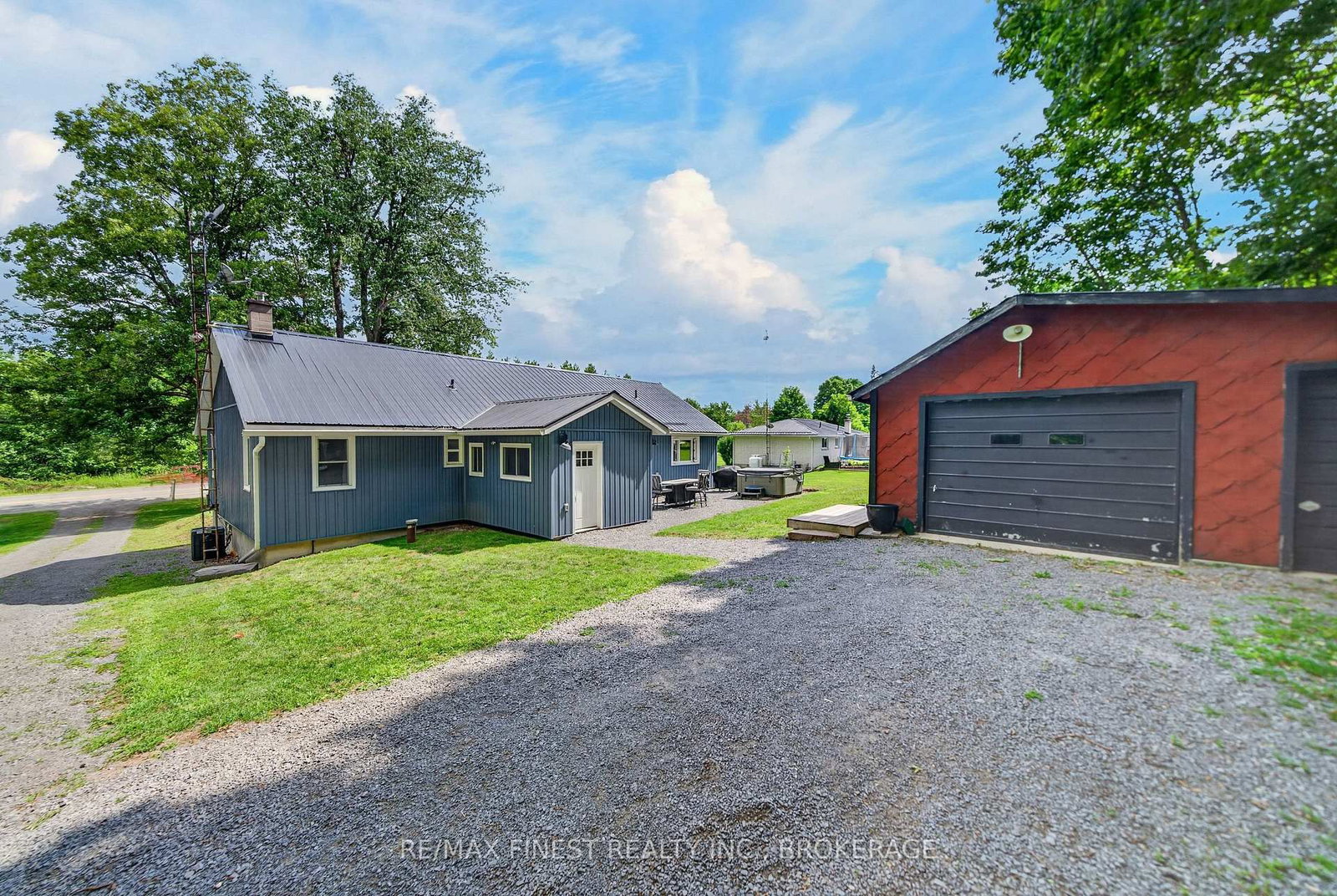 6213 Perth Road • Perth Road, ON photo 29